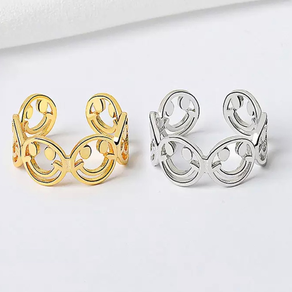 Adjustable Gold Smiley Face Plated Ring